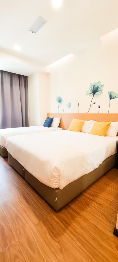 Qlio Hotel Кота-Кинабалу Экстерьер фото